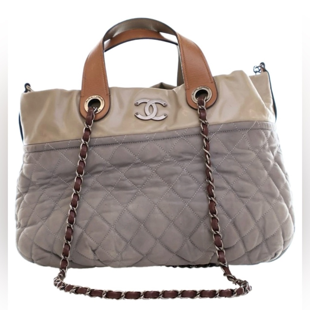 ⚡️ SOLD⚡️ Chanel in the mix tote - Picture 3 of 16